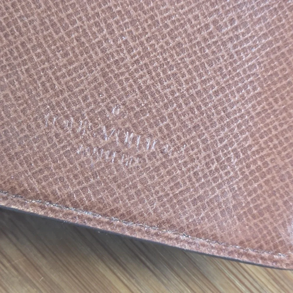 Louis Vuitton pre owned